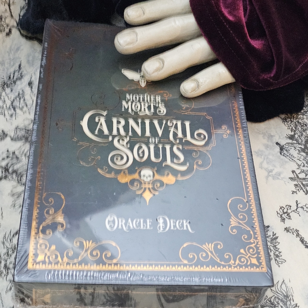 Carnival of Souls Oracle Deck New In Box - Picture 3 of 9
